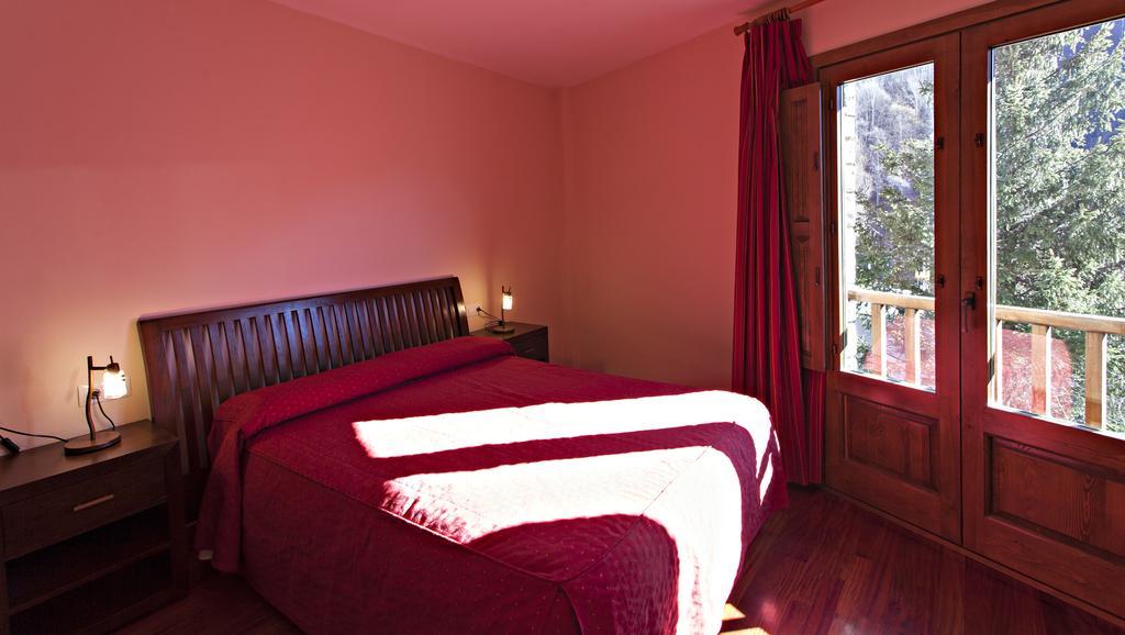 Hotel La Coma Setcases Ruang foto